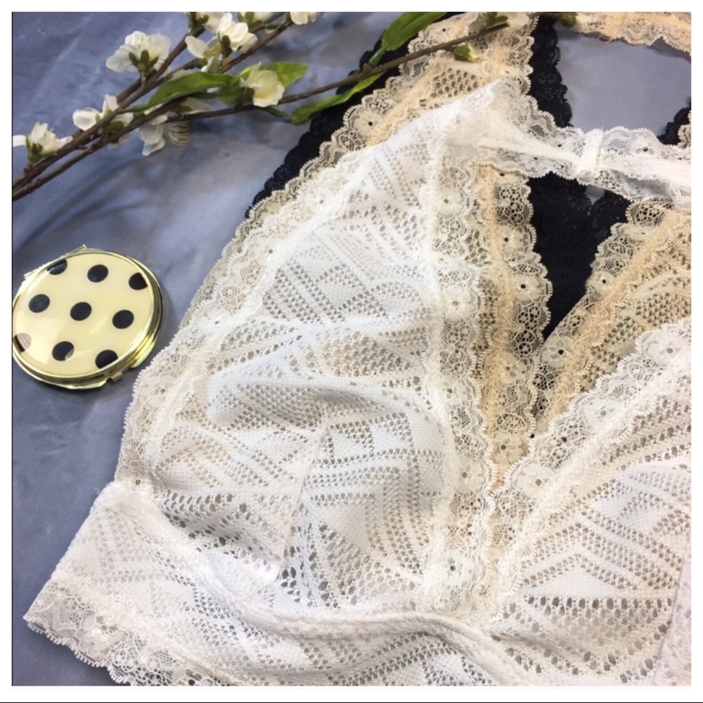 RESTOCKED GET BY WITH A LITTLE HELP BRALETTE-WHITE - Picture 2 of 5